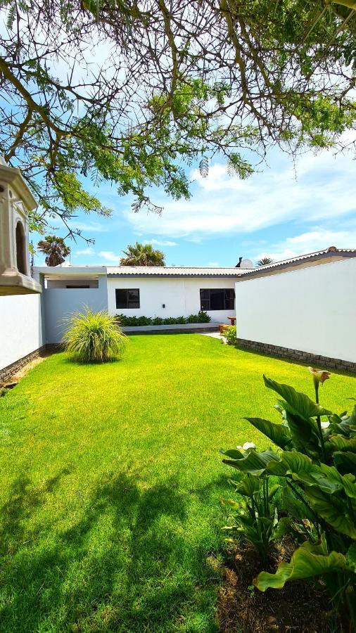 Tiende Laan Bed & Breakfast And Self-Catering Walvis Bay Exterior photo