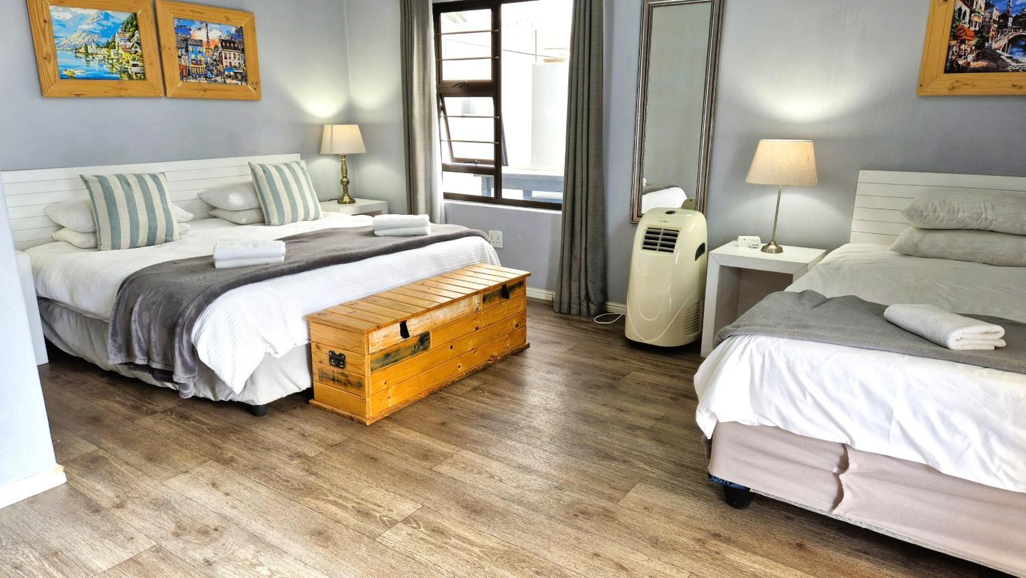 Tiende Laan Bed & Breakfast And Self-Catering Walvis Bay Exterior photo