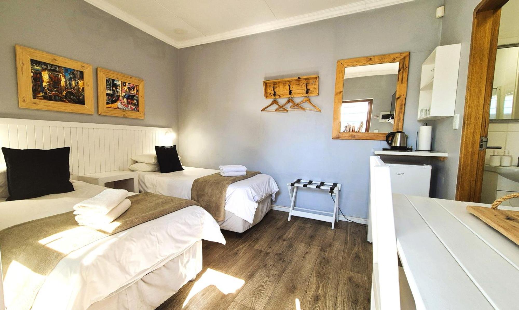 Tiende Laan Bed & Breakfast And Self-Catering Walvis Bay Exterior photo